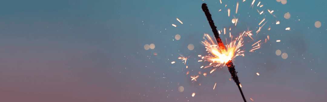 Eine Wunderkerze brennt langsam ab